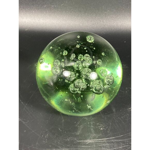 Glass sphere paperweight 3 1/2" clear green controlled bubble ball 2# 3 oz - Picture 5 of 6